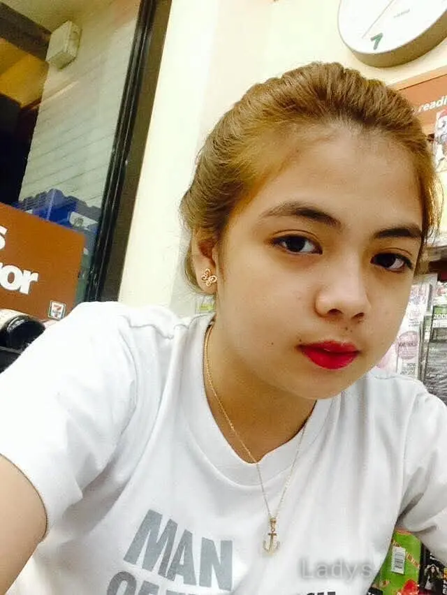 Janeth, 22 years beautiful nude Cebu City escorts girl, height 138 sm, Weight  kg