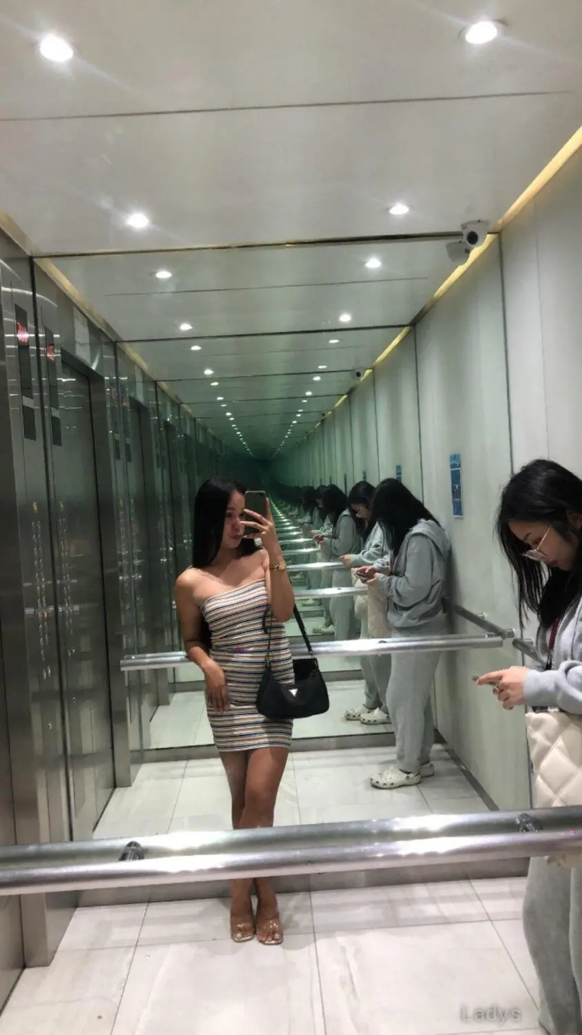 Kyla, 24 years beautiful nude Cebu City escorts girl, height 155 sm, Weight  kg