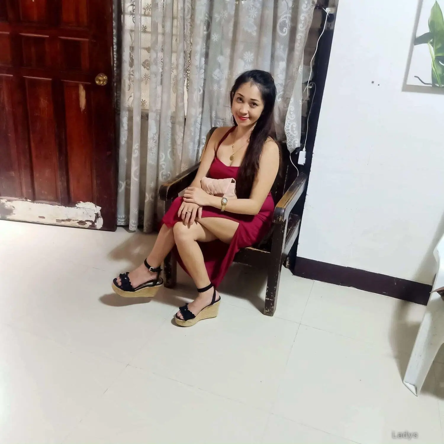 Yanny, 22 years beautiful nude Cebu City escorts girl, height 160 sm, Weight  kg