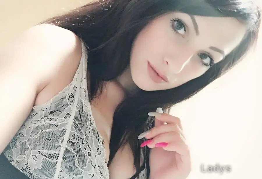 autumnrc01, 24 years beautiful nude Central Valley escorts girl, height 157 sm, Weight 55 kg