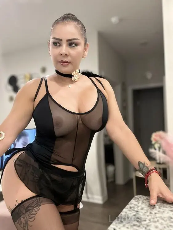 Lucialove, 33 years beautiful nude Central Valley escorts girl, height 164 sm, Weight 58 kg