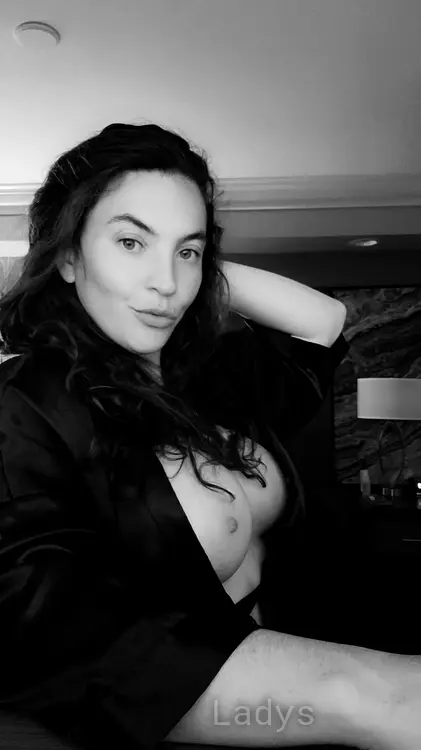 Miss_Pinky, 30 years beautiful nude Central Valley escorts girl, height 158 sm, Weight 50 kg
