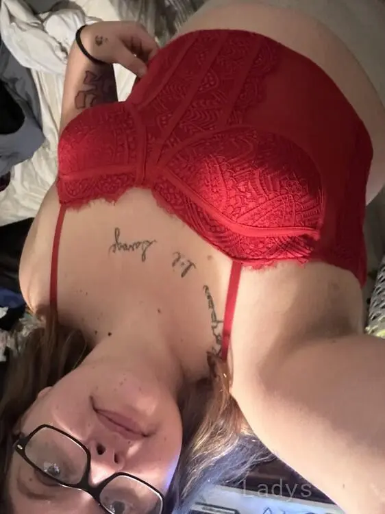 Rubyrose22, 25 years beautiful nude Central Valley escorts girl, height 162 sm, Weight 60 kg