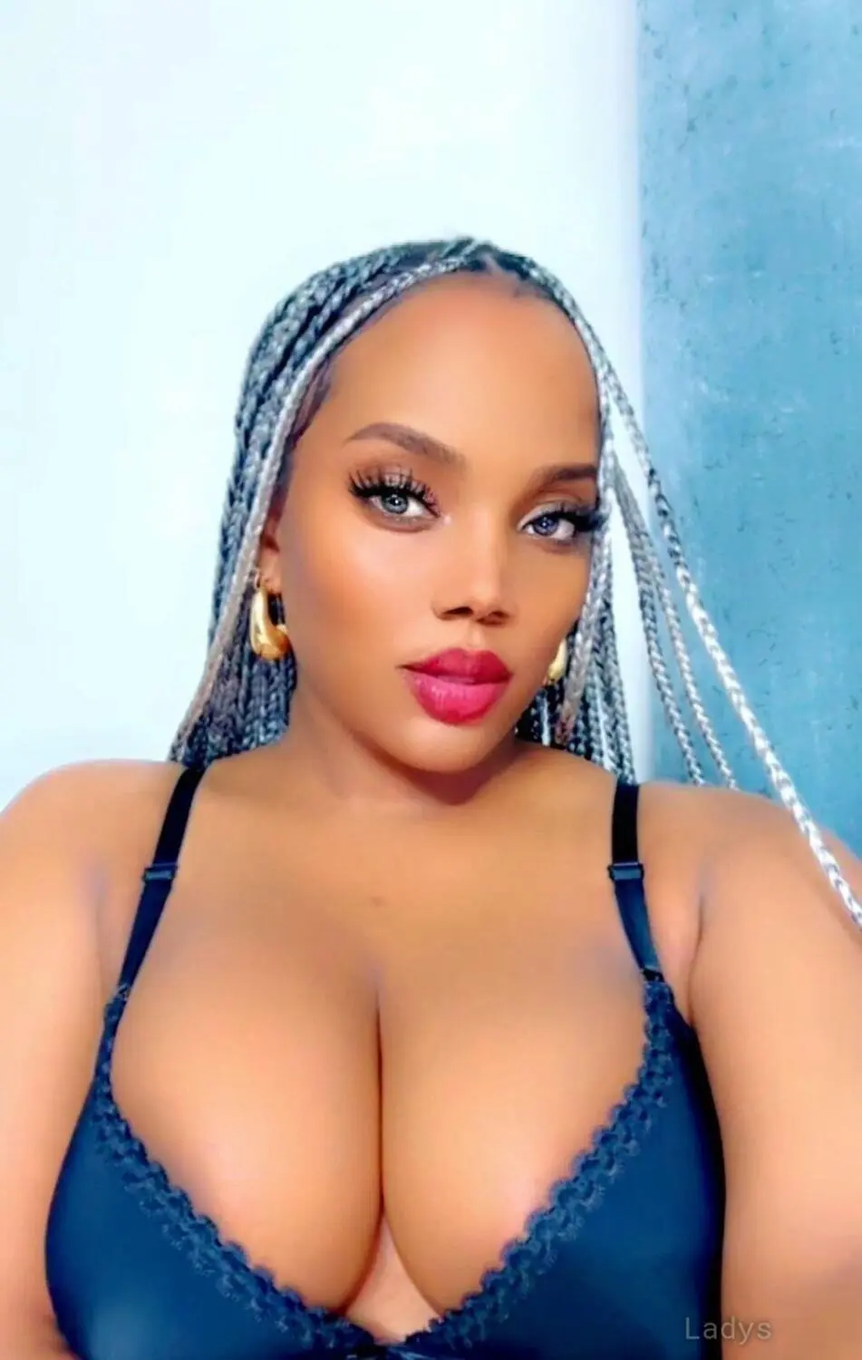 Juicy Pussy African Ashley 962//130/635153, 24 years old Chandigarh escort girl with big tits, height 152 sm, Weight kg