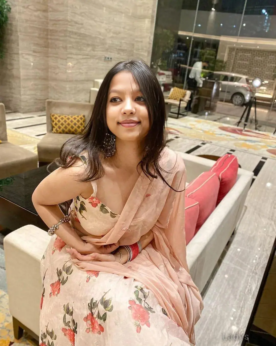 Nisha, 21 years old Chandigarh escort girl with big tits, height 157 sm, Weight kg