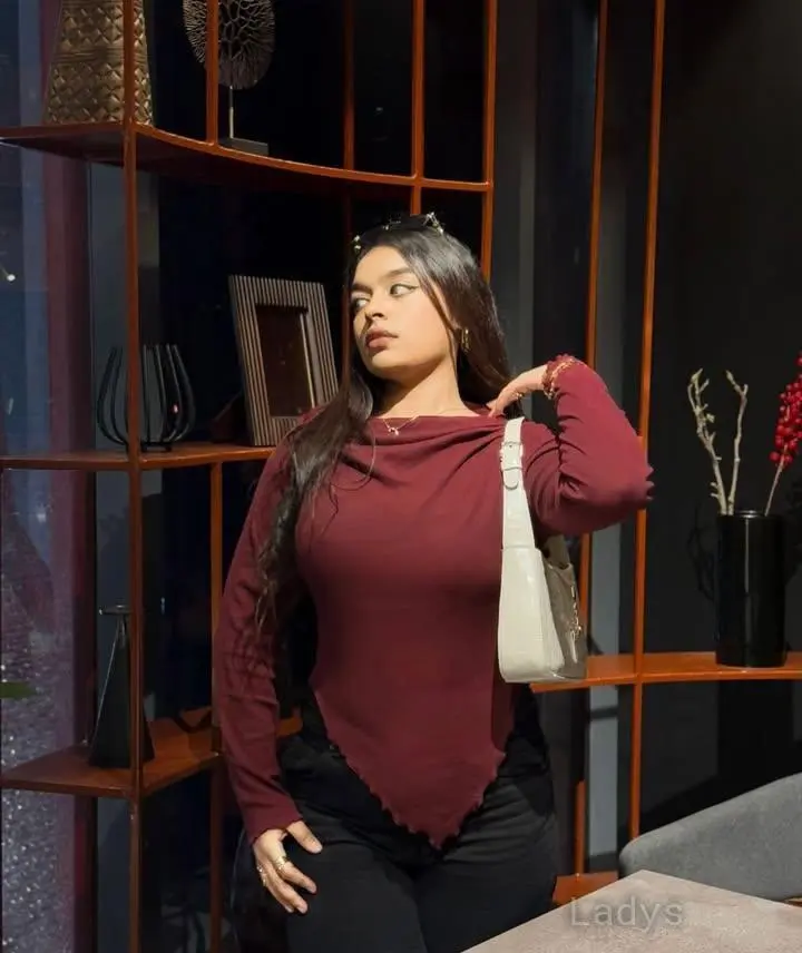 Priyanka, 22 years old Chandigarh escort girl with big tits, height 165 sm, Weight kg