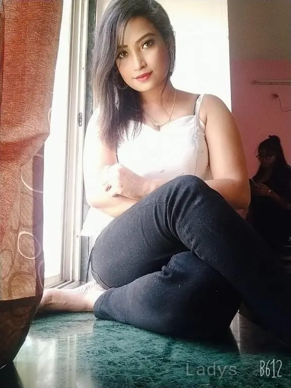 AMAN SHARMA, 21 years beautiful nude Chandigarh escorts girl, height 154 sm, Weight kg