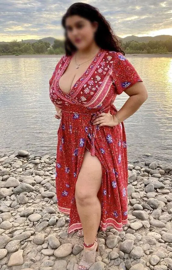 Chimni, 24 years beautiful nude Chandigarh escorts girl, height 165 sm, Weight kg