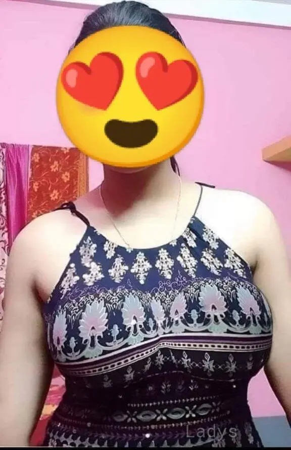 Disha, 19 years beautiful nude Chandigarh escorts girl, height 165 sm, Weight  kg