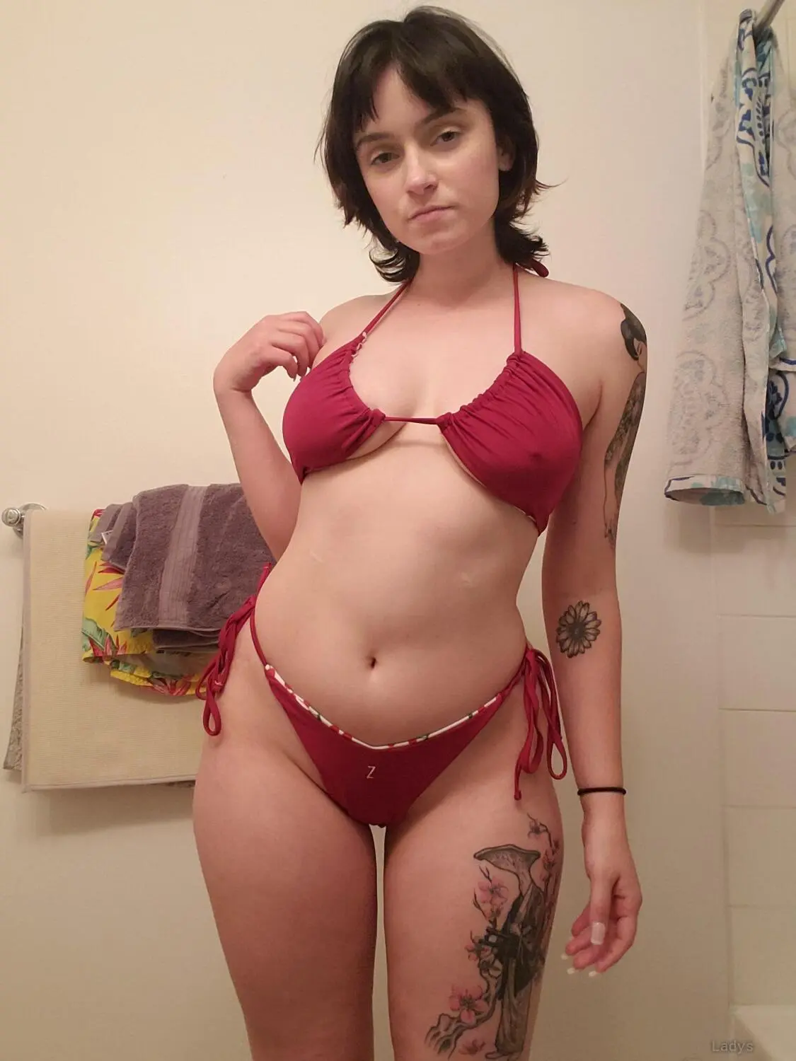 Lucylawrence, 27 years asian escorts girl, height 162 sm, Weight 57 kg, Charlotte eacort