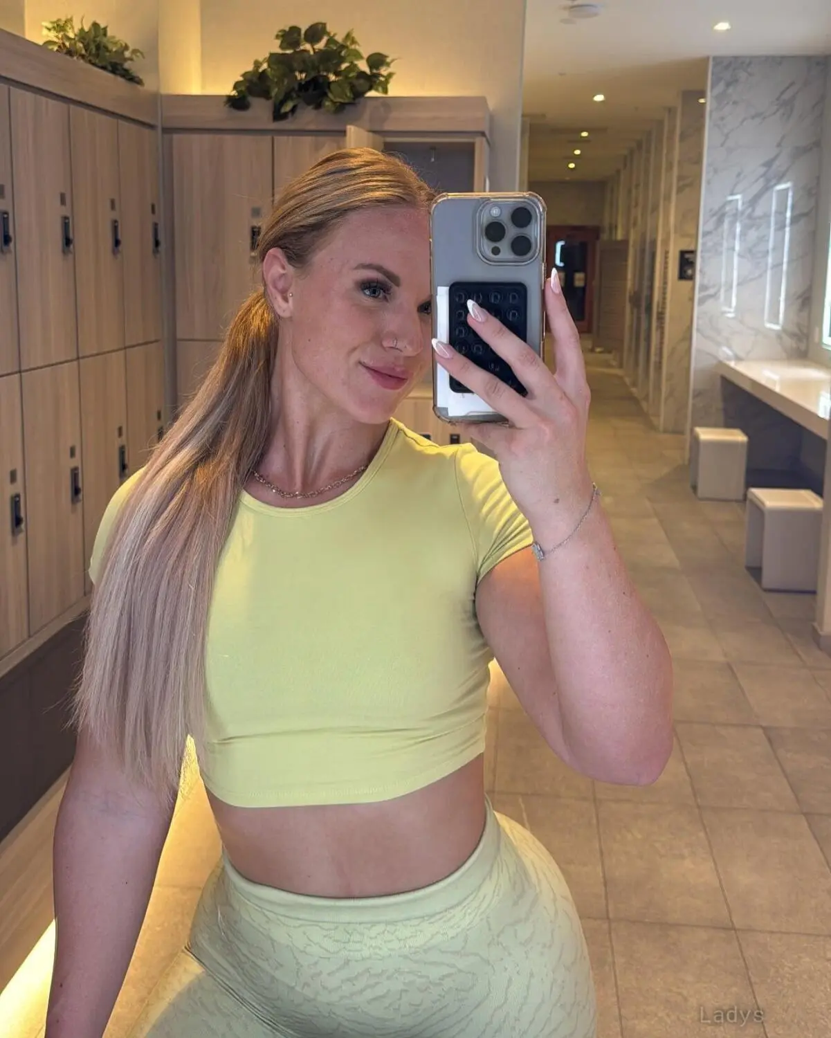 H_ejfitness, 25 years old Charlotte escort girl with big tits, height 170 sm, Weight 80 kg
