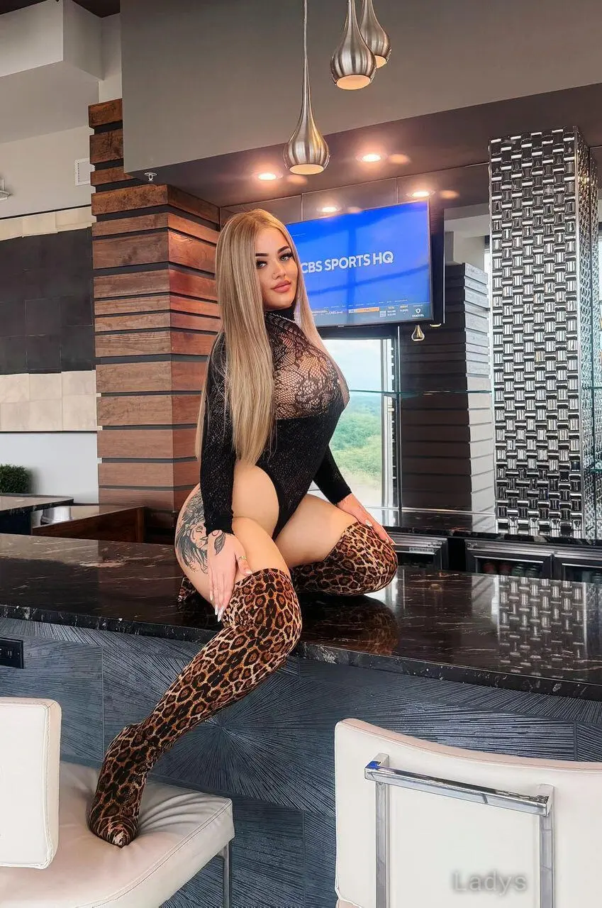 Daniela, 20 years beautiful nude Charlotte escorts girl, height 139 sm, Weight 55 kg