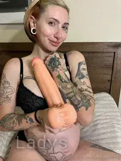 Kadieann666, 26 years beautiful nude Charlotte escorts girl, height 164 sm, Weight 56 kg