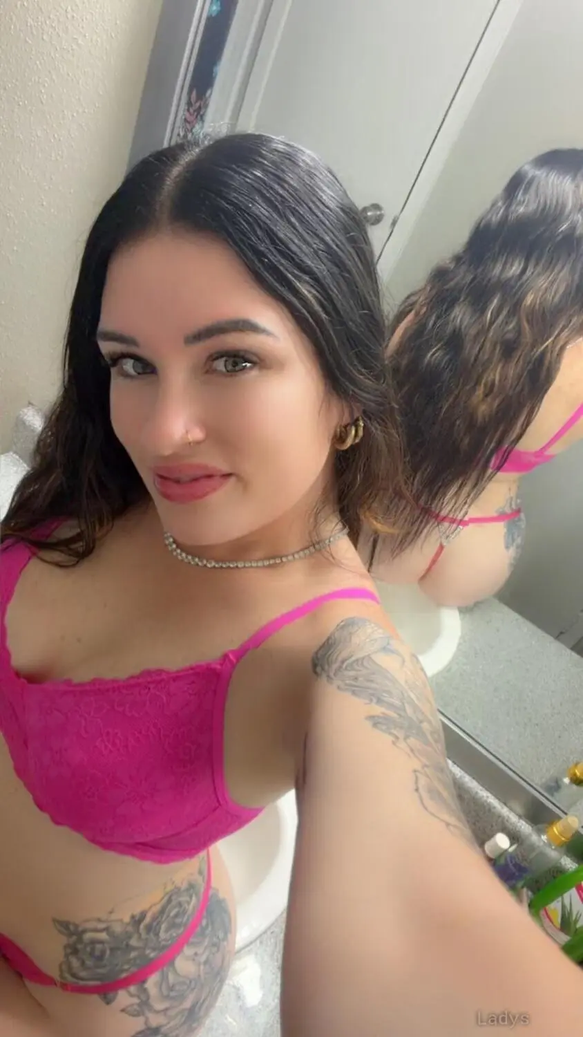 Kimberly, 30 years beautiful nude Charlotte escorts girl, height 160 sm, Weight 56 kg