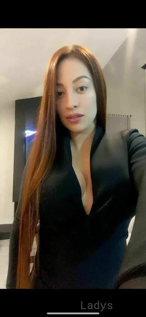 Sarah, 25 years beautiful nude Charlotte escorts girl, height 164 sm, Weight 59 kg