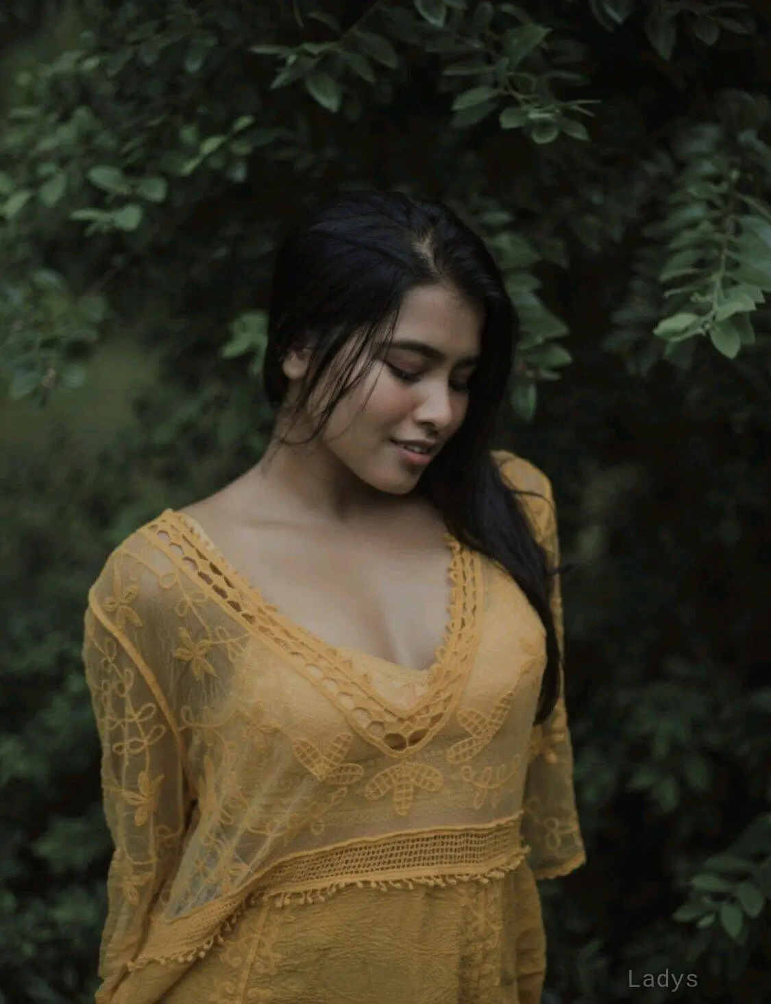 🧿 HELLO GUYS MY NAME IS JOSHNA LIVE NI,  years old Chennai escort girl with big tits, height  sm, Weight  kg