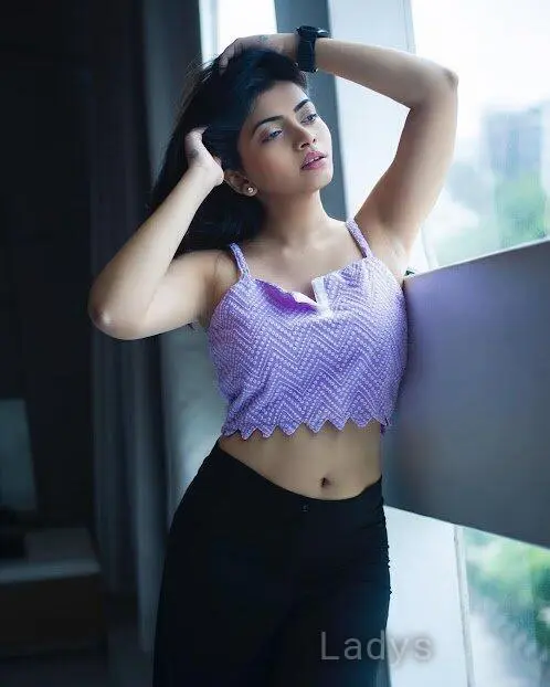 Anushka Hot Trusted Meeting Safe Sex, years old Chennai escort girl with big tits, height sm, Weight kg