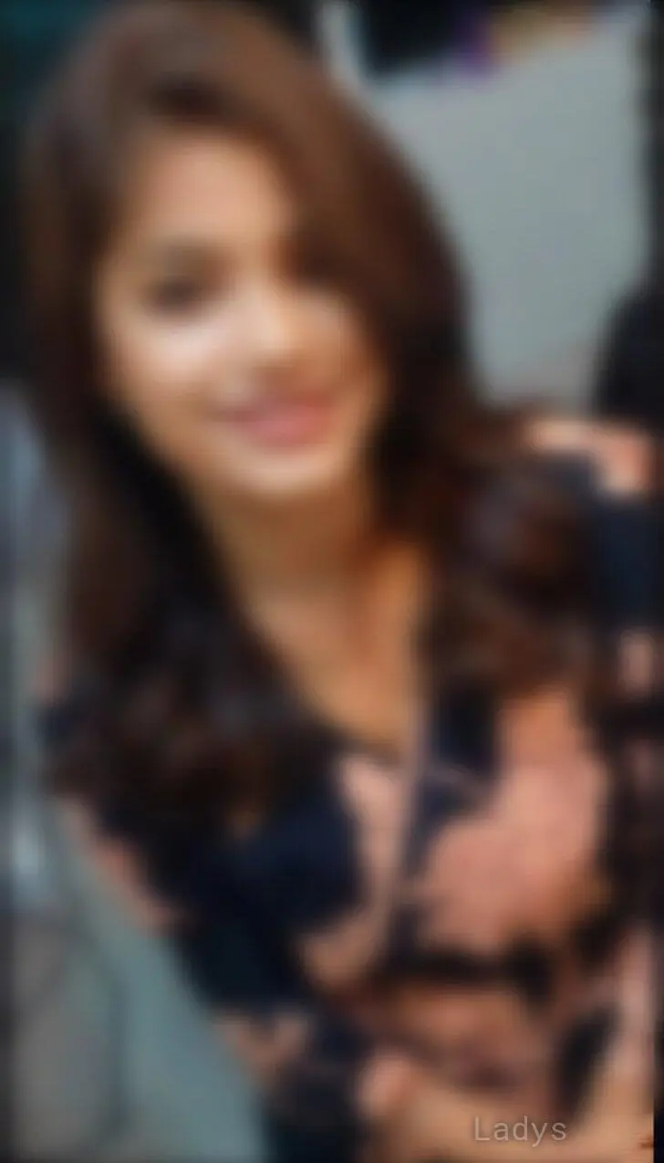 Brooklyn, 21 years old Chennai escort girl with big tits, height 154 sm, Weight  kg