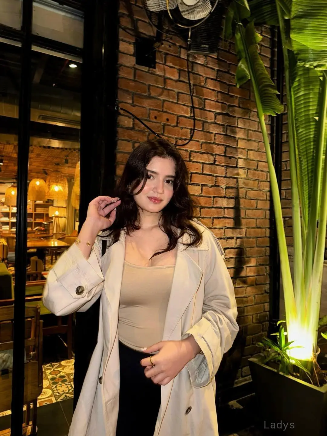 Cheena, 24 years old Chennai escort girl with big tits, height 162 sm, Weight  kg
