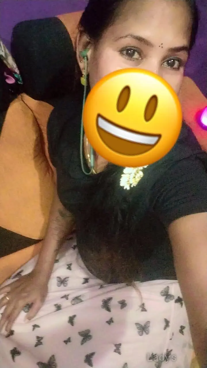 Chella, 28 years old Chennai escort girl with big tits, height 184 sm, Weight  kg