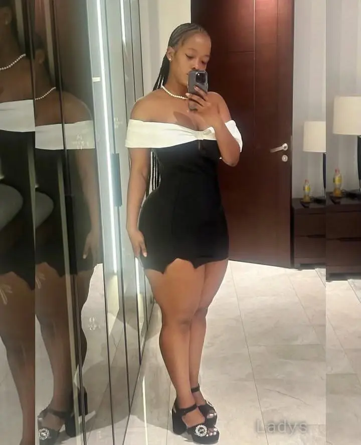 Elliana, 22 years old Chennai escort girl with big tits, height 164 sm, Weight kg