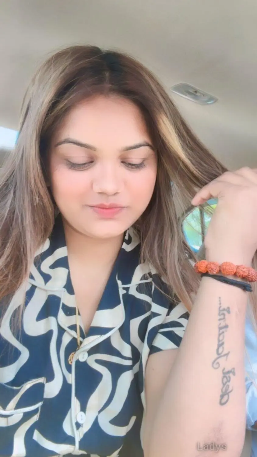 Jiji Nash,  years old Chennai escort girl with big tits, height  sm, Weight  kg
