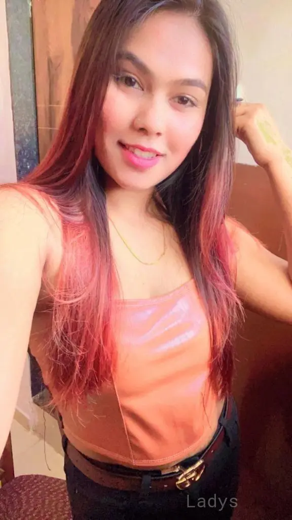 Kahsameera, 23 years old Chennai escort girl with big tits, height 172 sm, Weight kg