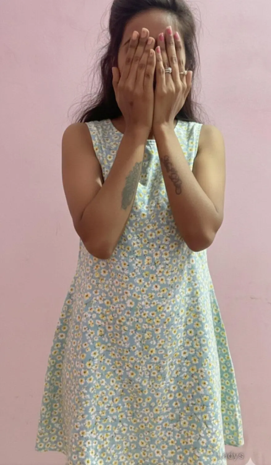 Kosi, 22 years old Chennai escort girl with big tits, height 162 sm, Weight  kg