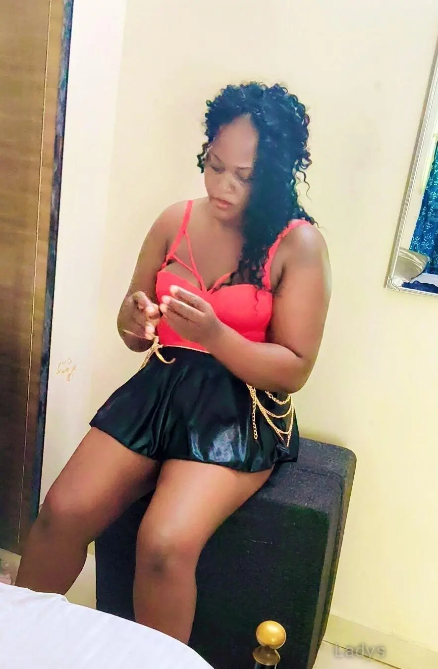 Lora, 25 years old Chennai escort girl with big tits, height sm, Weight kg