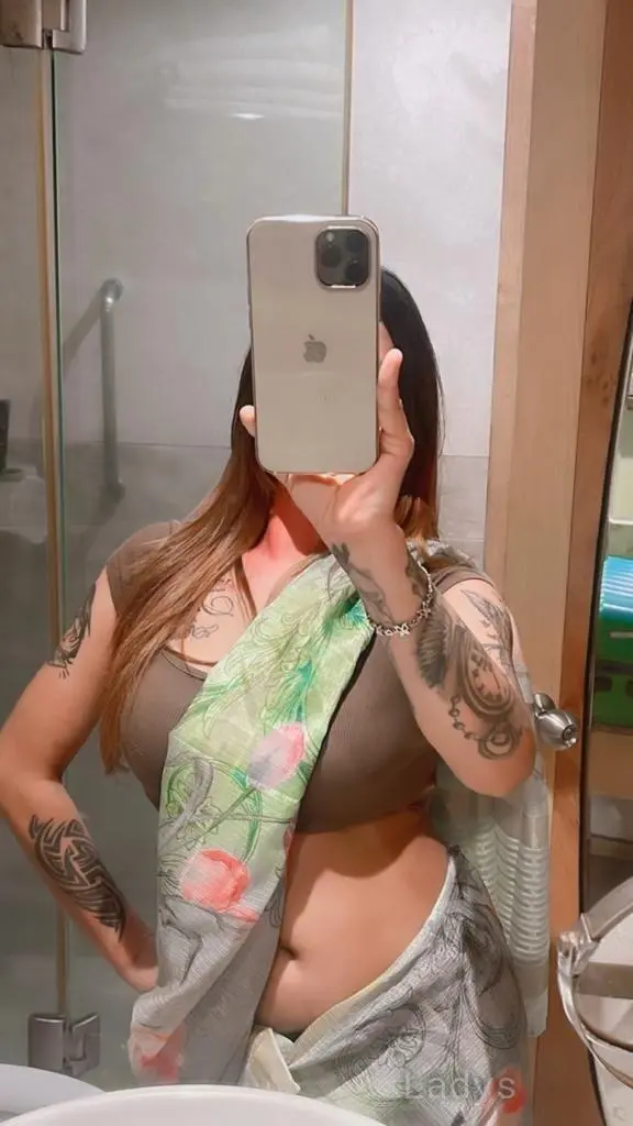 Ray, years old Chennai escort girl with big tits, height sm, Weight kg