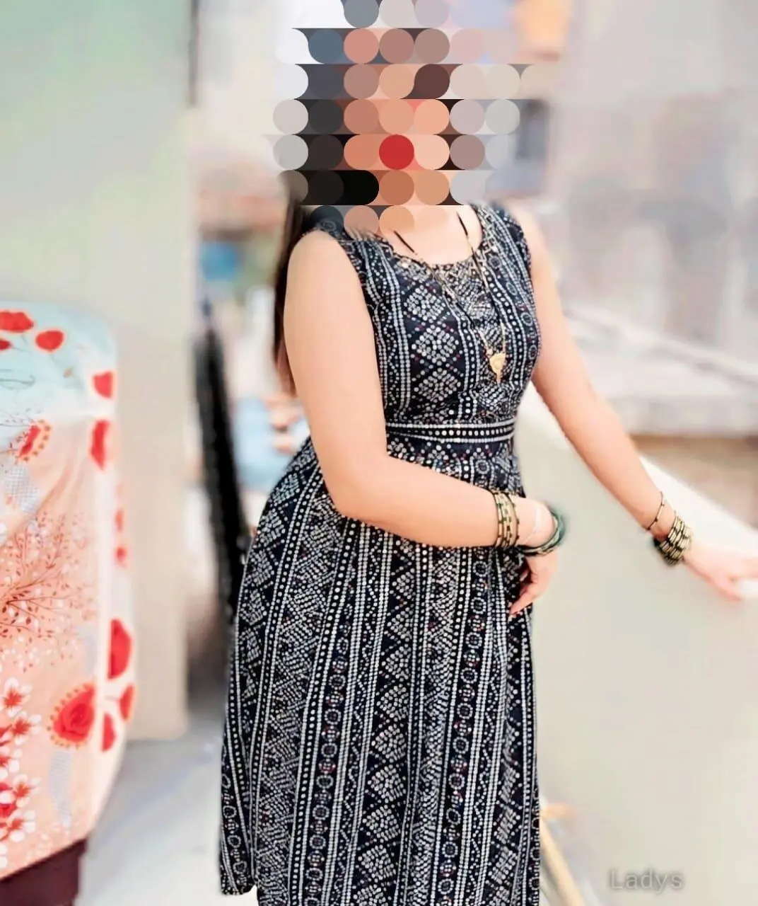 Sona, 24 years old Chennai escort girl with big tits, height 157 sm, Weight  kg