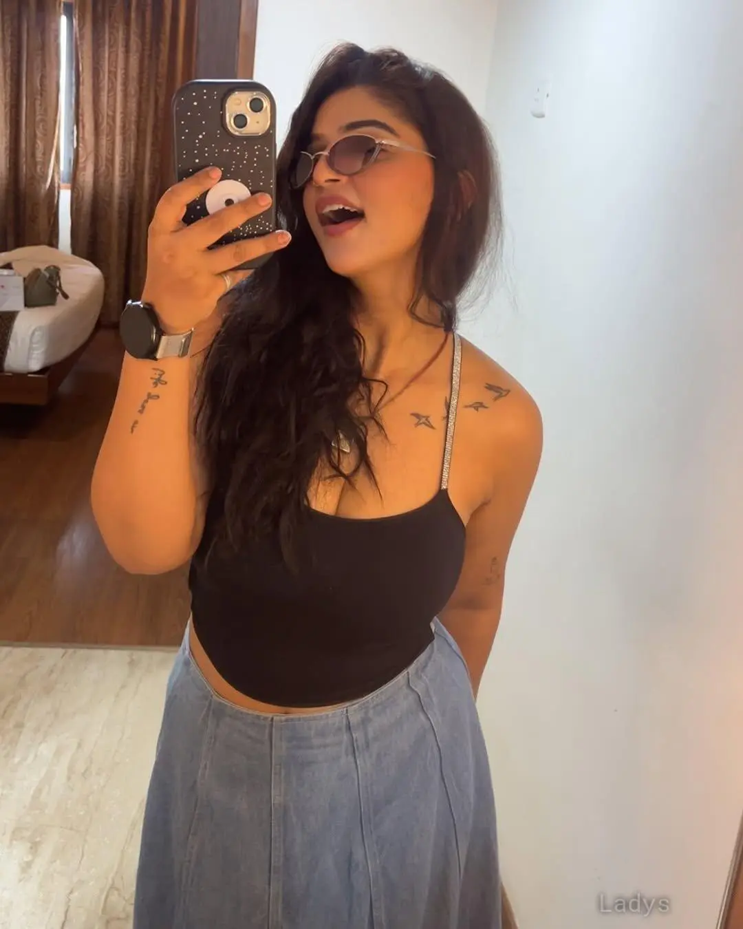 Vimisha, 23 years old Chennai escort girl with big tits, height 154 sm, Weight  kg