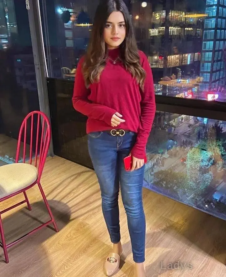 Alisha, 24 years beautiful nude Chennai escorts girl, height 170 sm, Weight kg