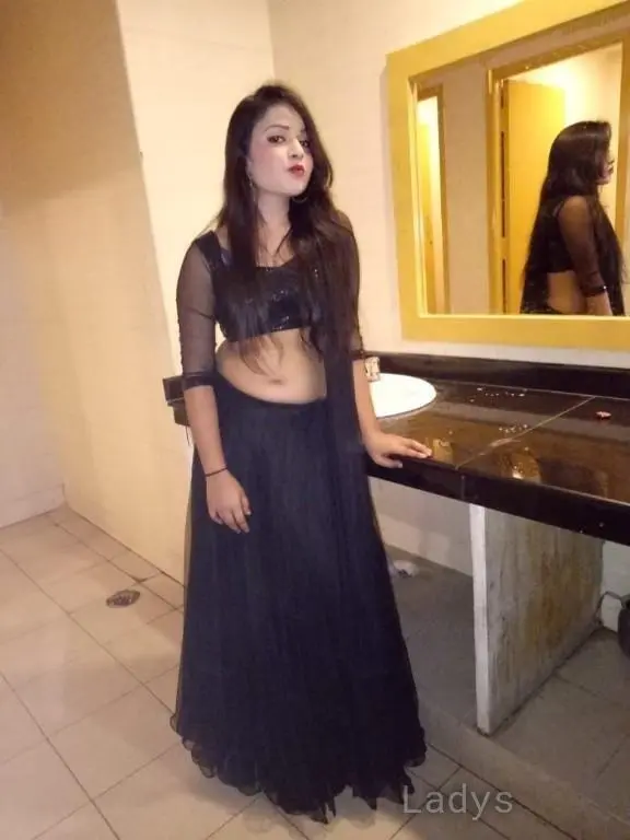 Ankita, 24 years beautiful nude Chennai escorts girl, height 154 sm, Weight  kg
