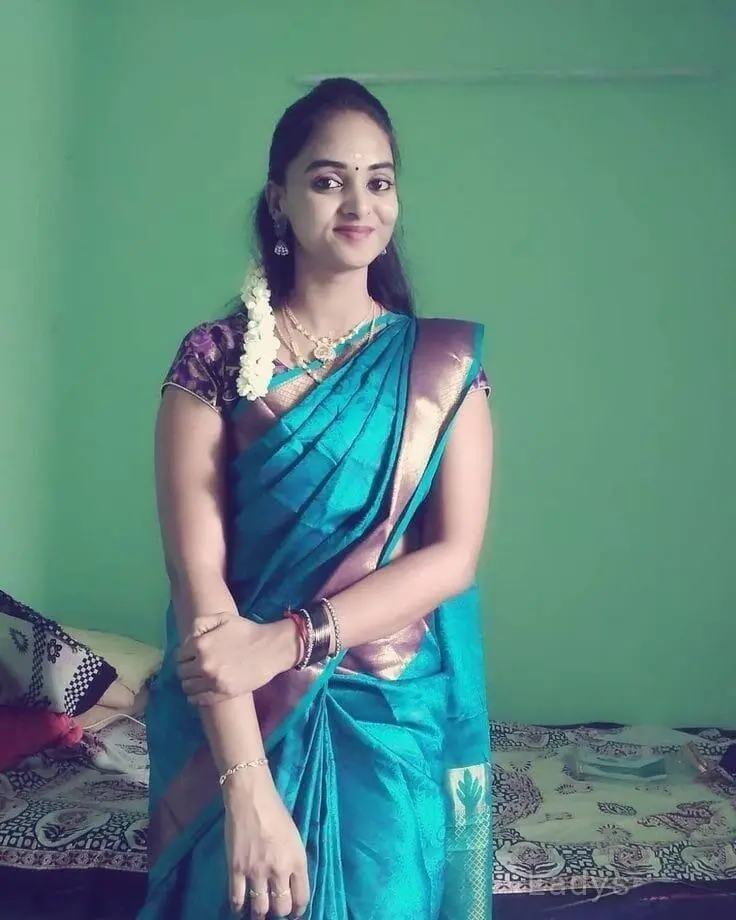 Anshu, 22 years beautiful nude Chennai escorts girl, height sm, Weight kg