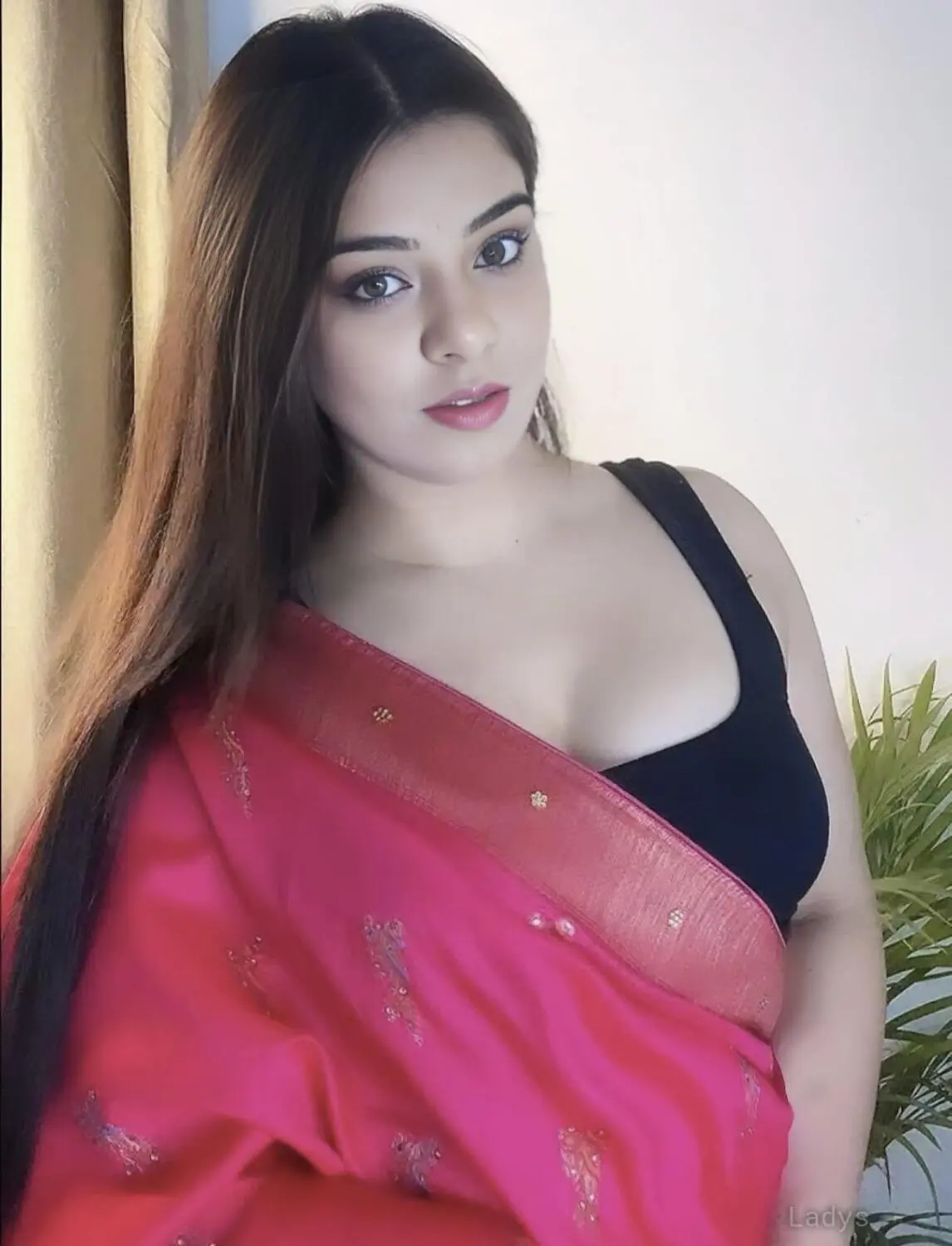 Aradhana, 23 years beautiful nude Chennai escorts girl, height 154 sm, Weight  kg