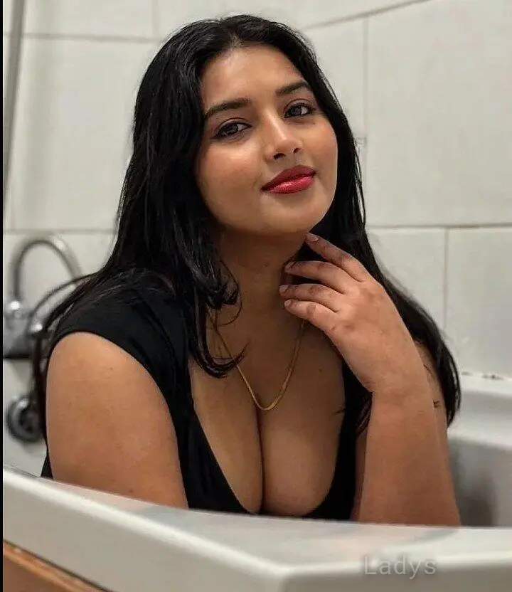 Chennai, 23 years beautiful nude Chennai escorts girl, height 153 sm, Weight kg