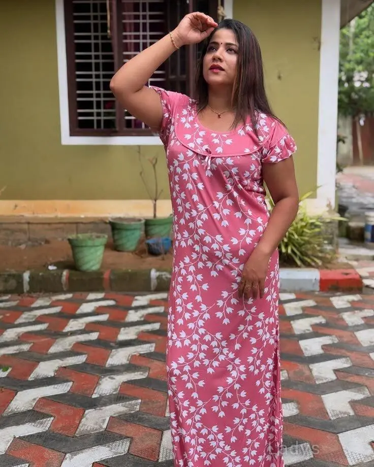 Deluxe Escorts, years beautiful nude Chennai escorts girl, height sm, Weight kg