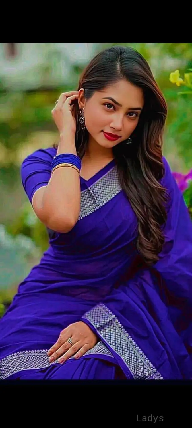 Everly, 21 years beautiful nude Chennai escorts girl, height 166 sm, Weight  kg