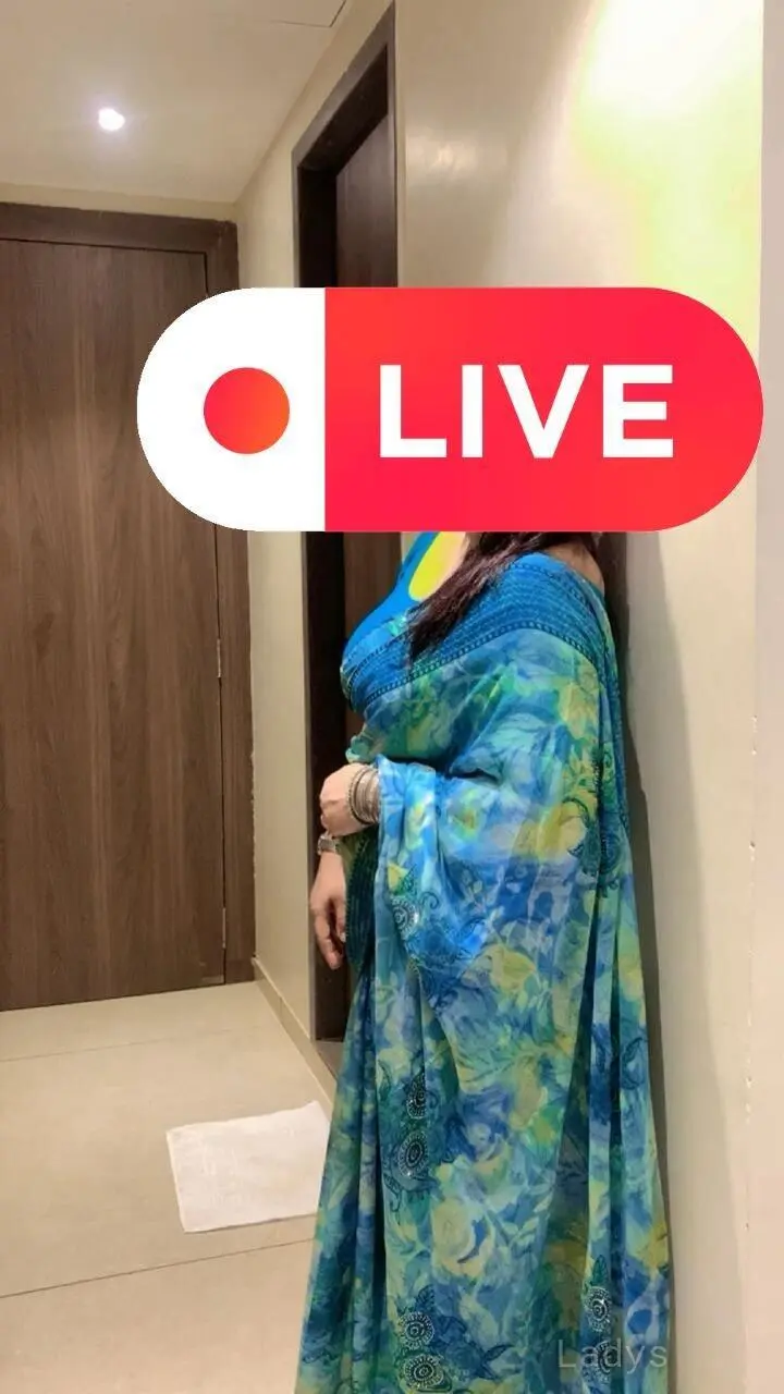 Grace, 38 years beautiful nude Chennai escorts girl, height 159 sm, Weight  kg