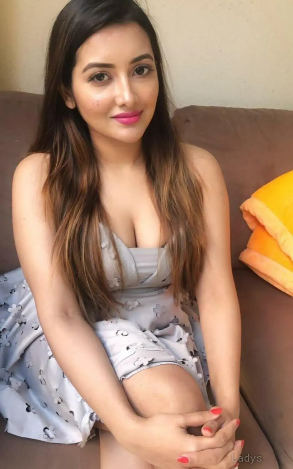 Halima, 21 years beautiful nude Chennai escorts girl, height 154 sm, Weight kg