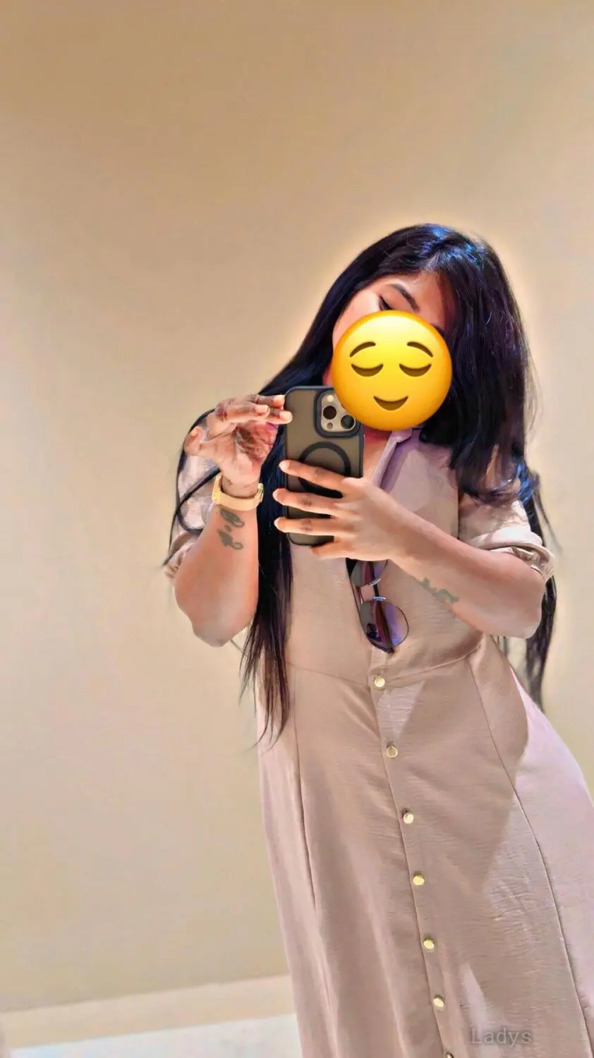 Harini, 26 years beautiful nude Chennai escorts girl, height 154 sm, Weight  kg