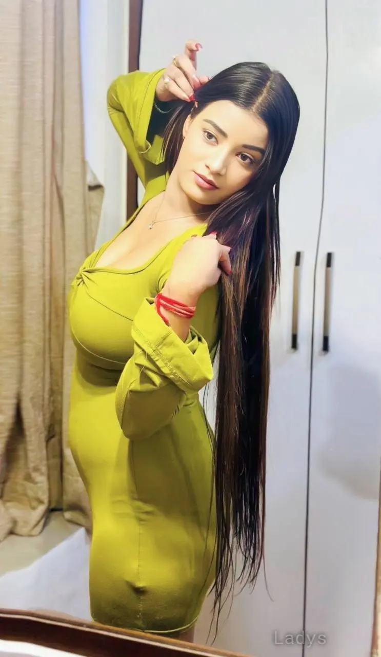 Hina,  years beautiful nude Chennai escorts girl, height  sm, Weight  kg