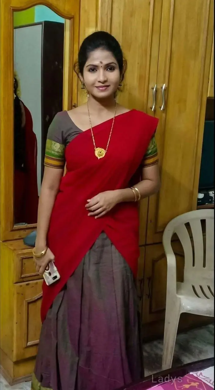 Kanika, 25 years beautiful nude Chennai escorts girl, height 154 sm, Weight kg
