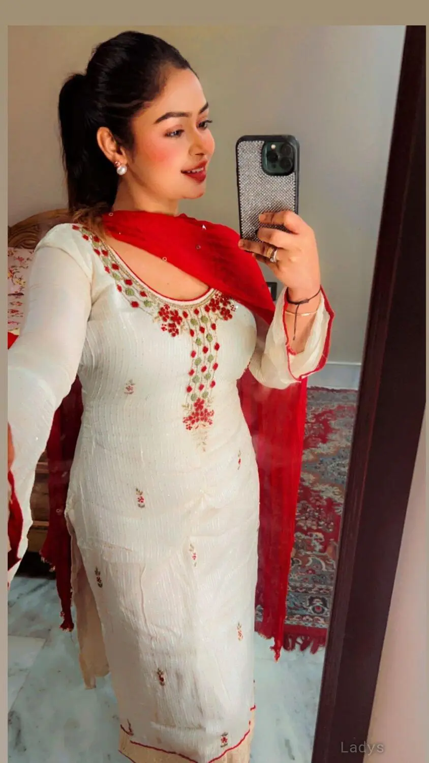 Lala,  years beautiful nude Chennai escorts girl, height  sm, Weight  kg