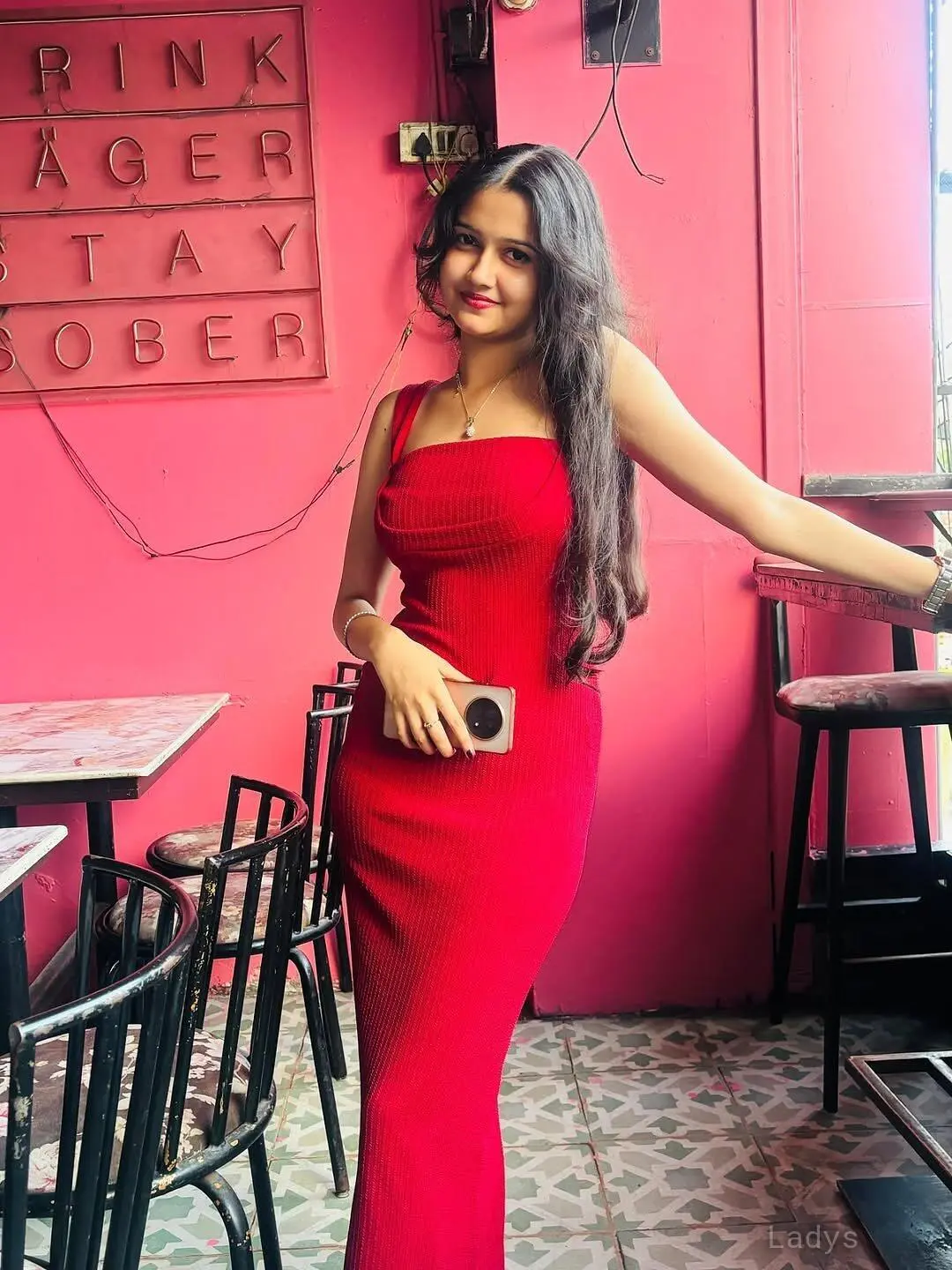 Lisa, 24 years beautiful nude Chennai escorts girl, height 154 sm, Weight  kg