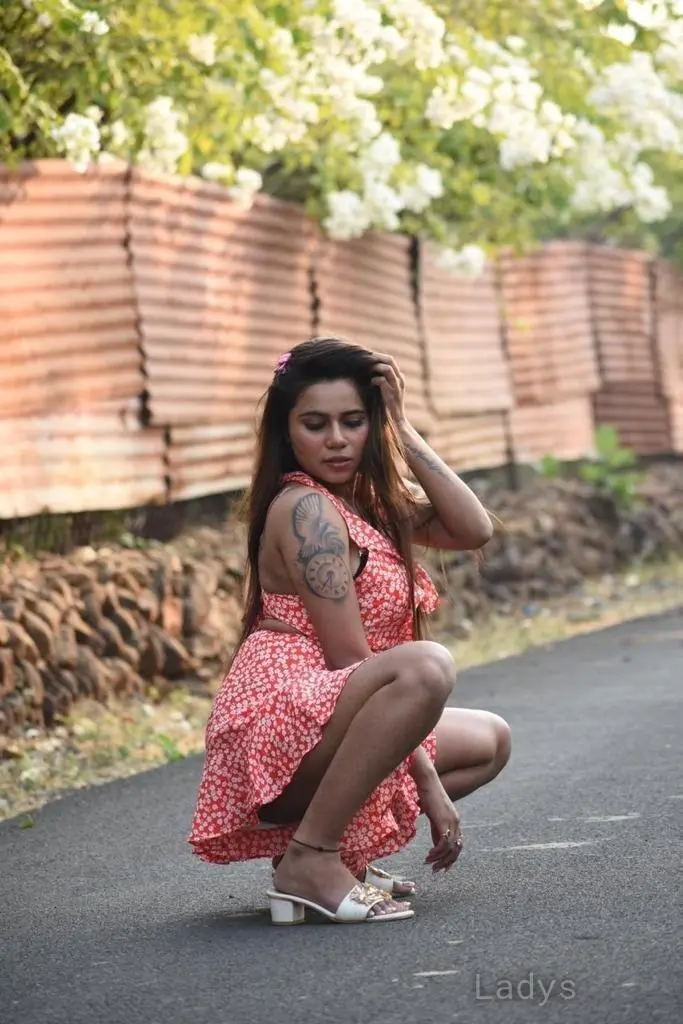 Mamta,  years beautiful nude Chennai escorts girl, height  sm, Weight  kg