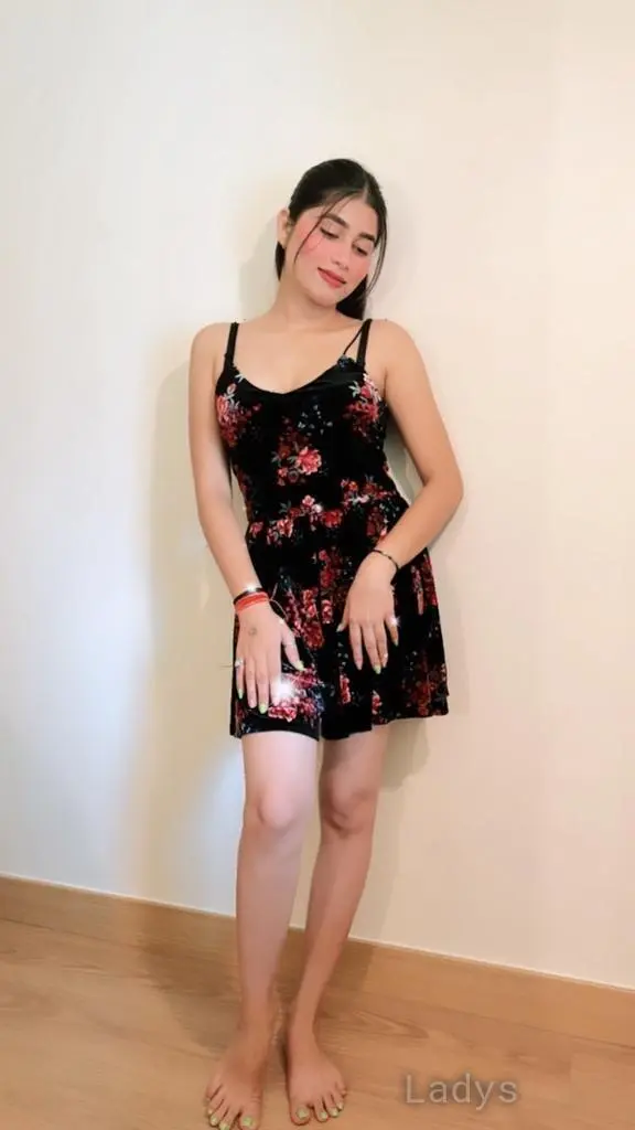 Monika, 25 years beautiful nude Chennai escorts girl, height 155 sm, Weight  kg