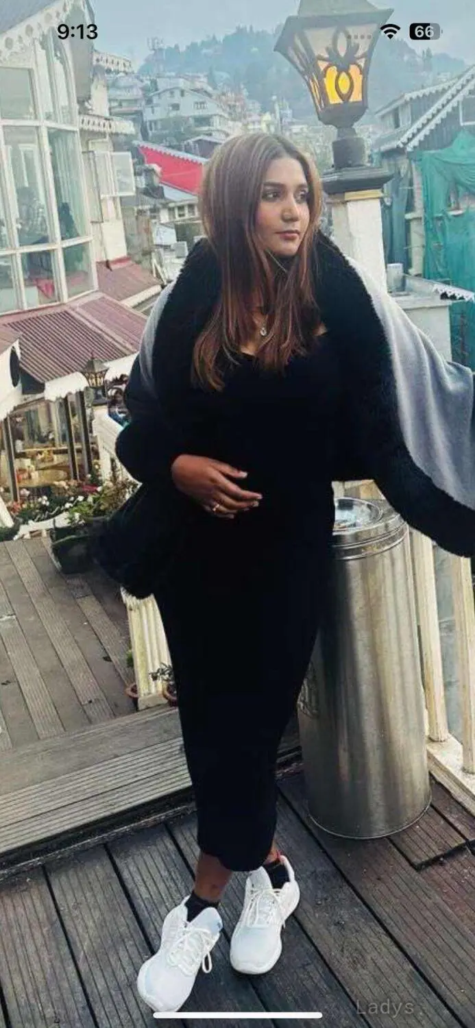 Olla,  years beautiful nude Chennai escorts girl, height  sm, Weight  kg