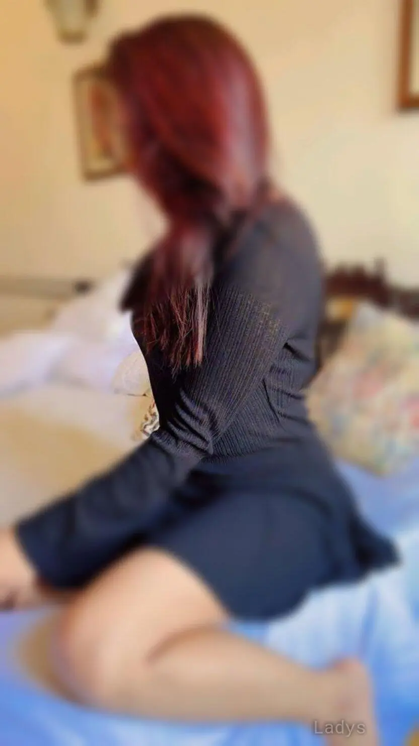 Pinki .Independent. cam & real Meet, 24 years beautiful nude Chennai escorts girl, height 161 sm, Weight kg